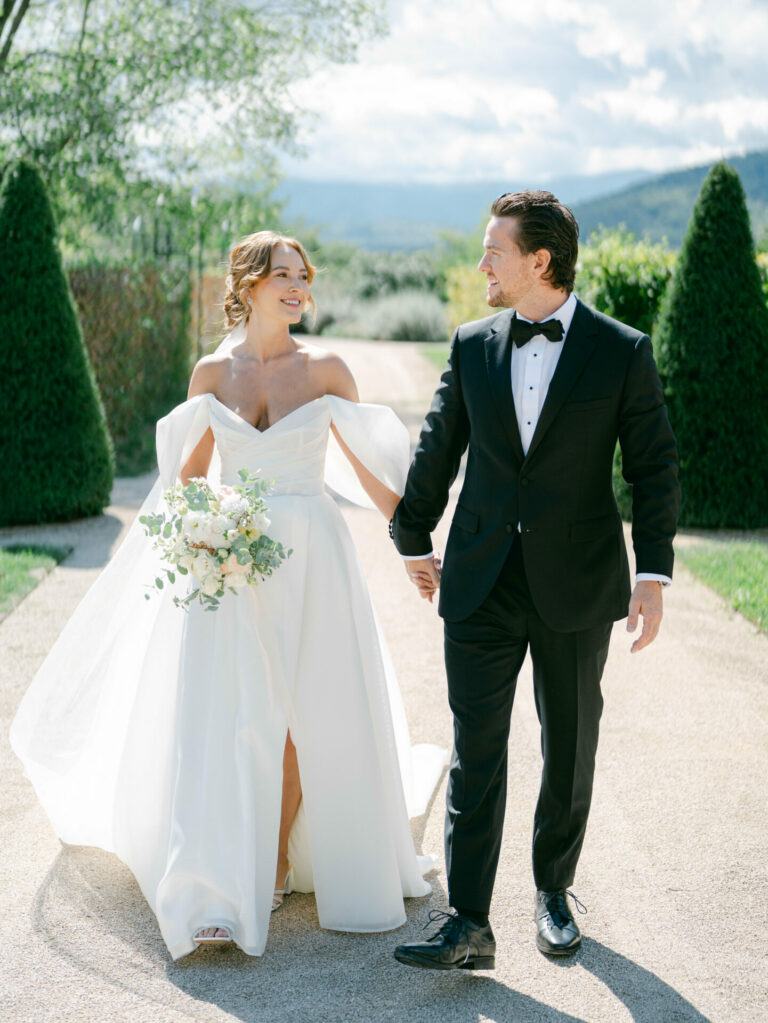 Mariage romantique au château de Longpré en Ariege France